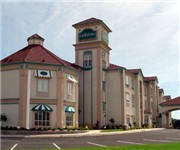 Photo of La Quinta Inn & Suites Oklahoma City North - Oklahoma City, OK